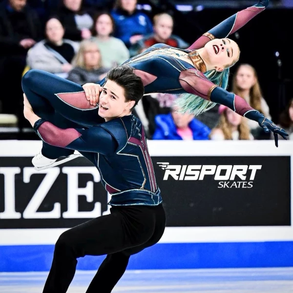 Découvrez le parcours de Loïcia Demougeot