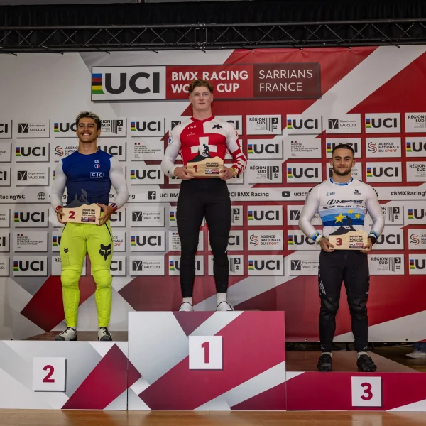 Jérémy Rencurel et Mathis Jacquet (Besançon) sur le podium à Sarrians